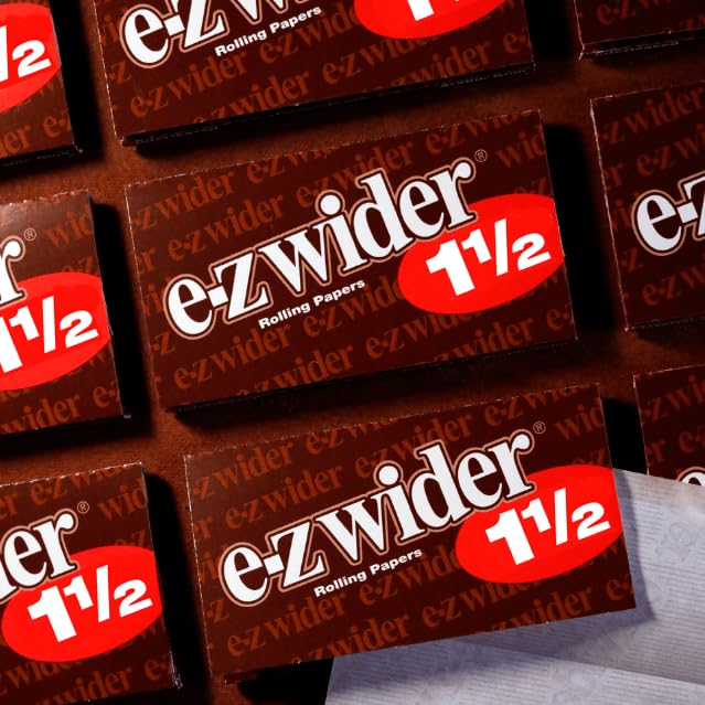 E-Z Wider - 1 1/2" Classic Brown Rolling Paper - Box of 24 Booklets with 24 Leaves per Booklet